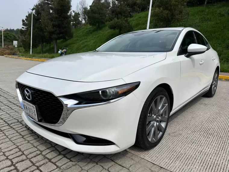 MAZDA SEDAN